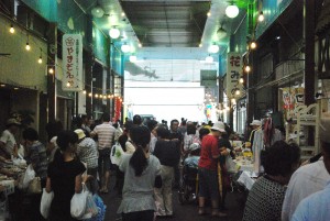雨降りで少なめです。