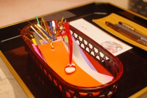 どうぞ、ご自由にお書きくださいませ。